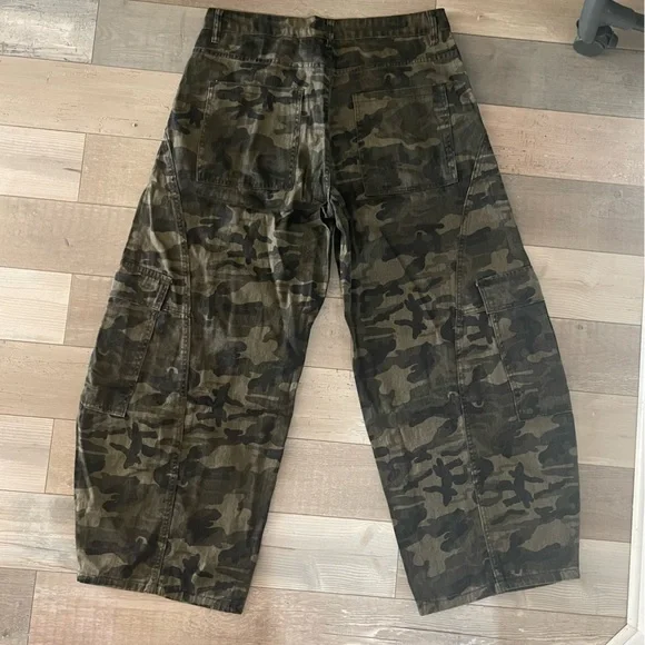 Baggy Cargo men’s Camouflage Wide Leg Pants -new in bag -100%cotton camo Large - Picture 5 of 7